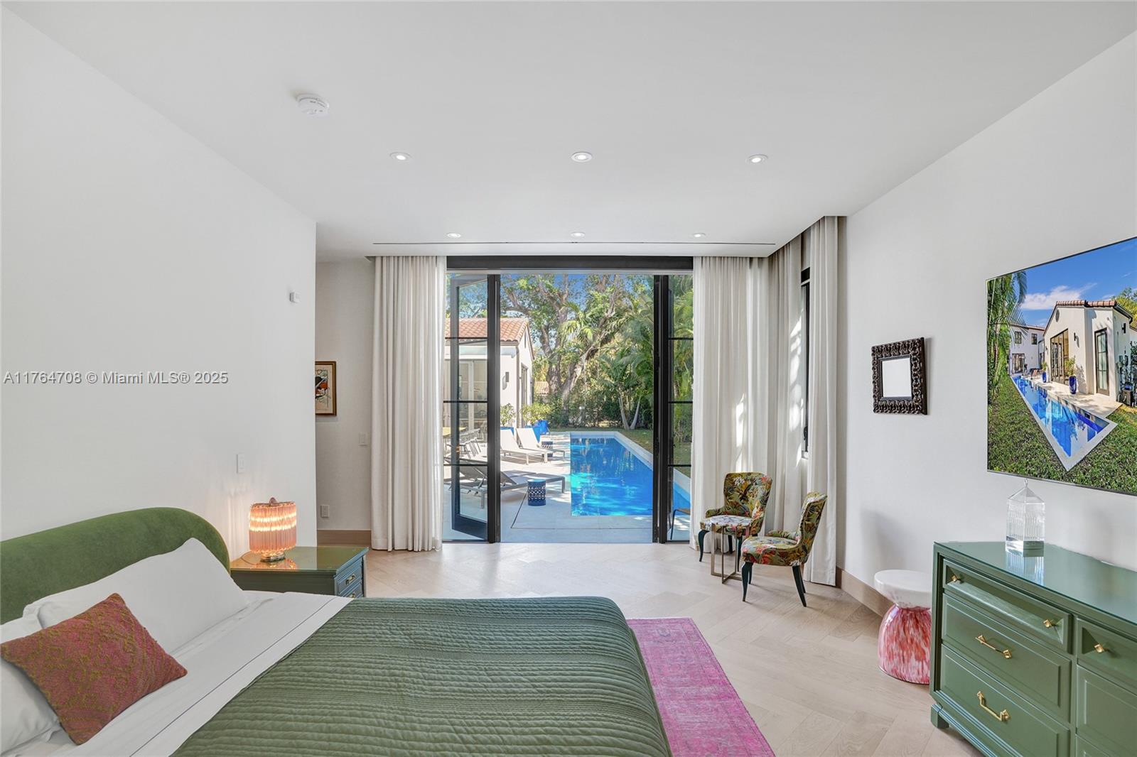 CORAL GABLES GRANADA SEC - Residential