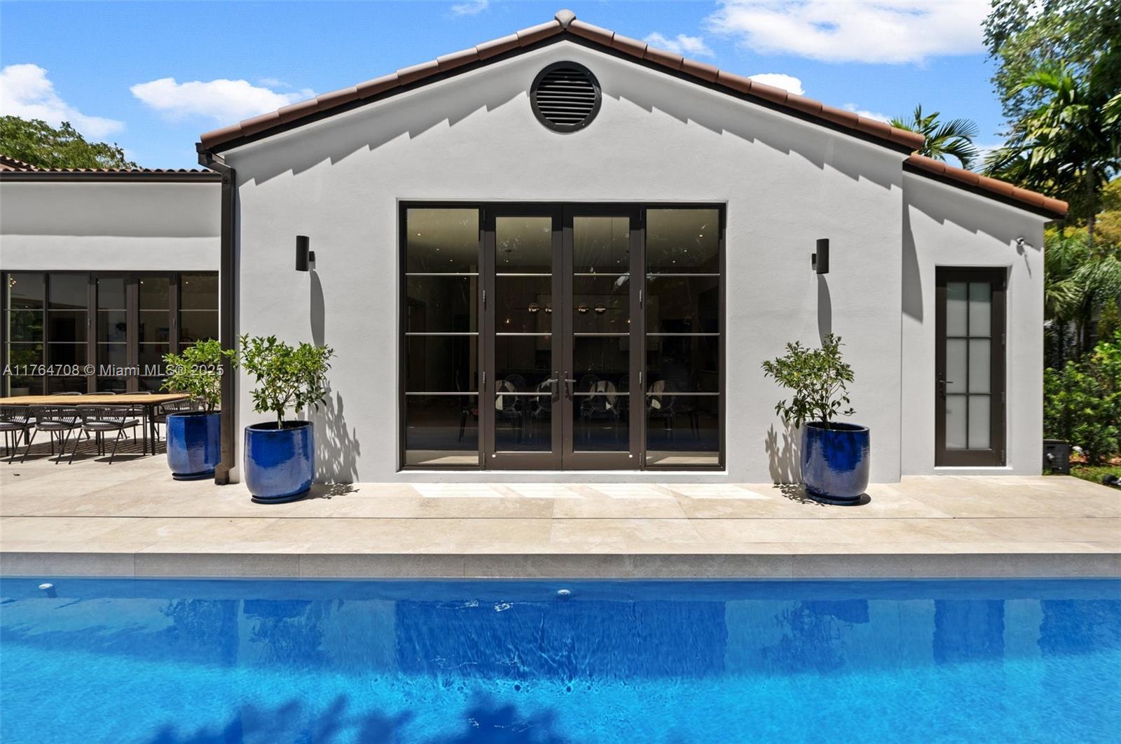 CORAL GABLES GRANADA SEC - Residential