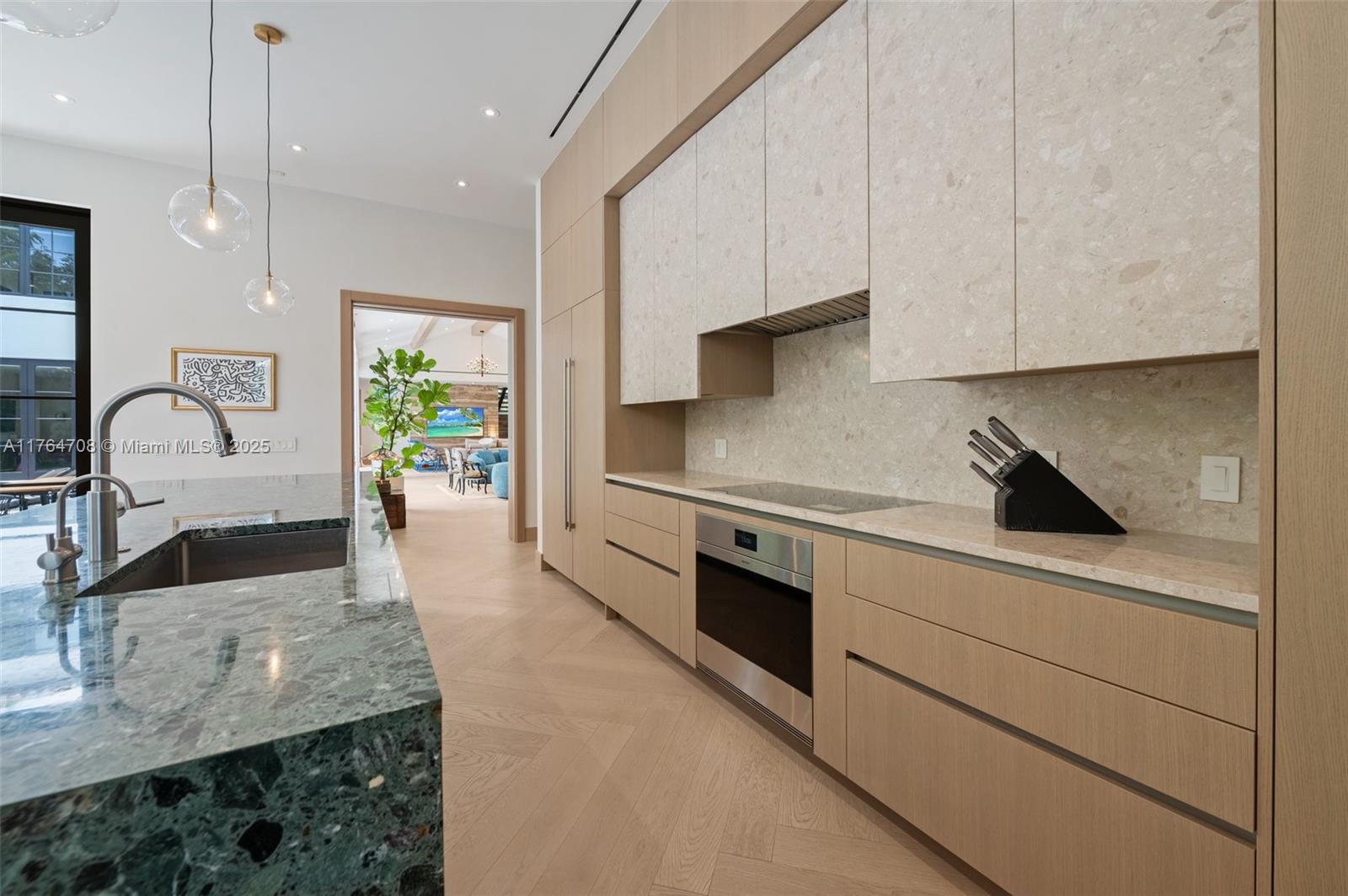 CORAL GABLES GRANADA SEC - Residential