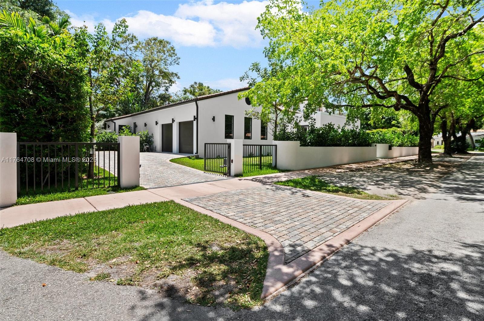 CORAL GABLES GRANADA SEC - Residential