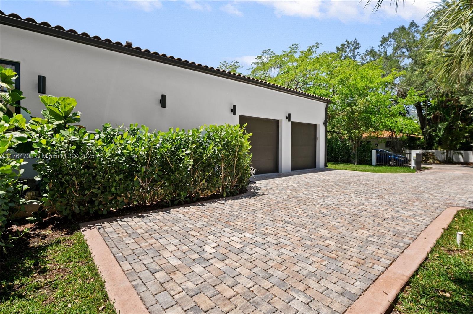 CORAL GABLES GRANADA SEC - Residential