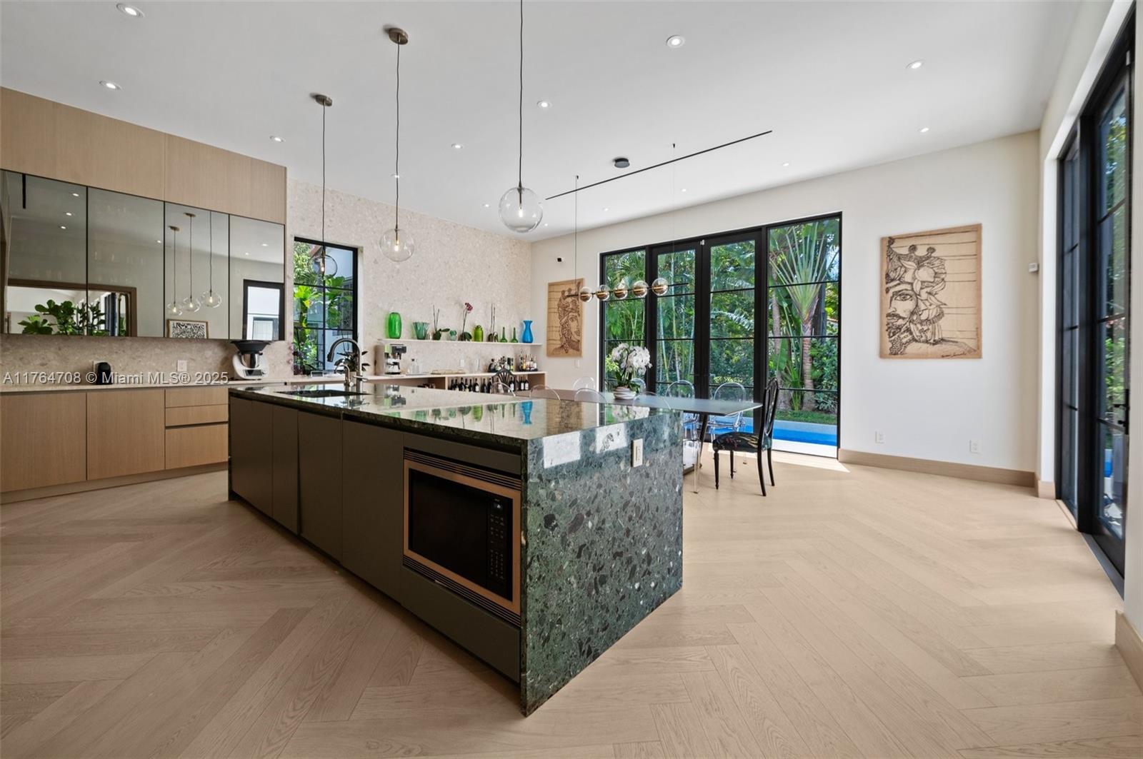 CORAL GABLES GRANADA SEC - Residential