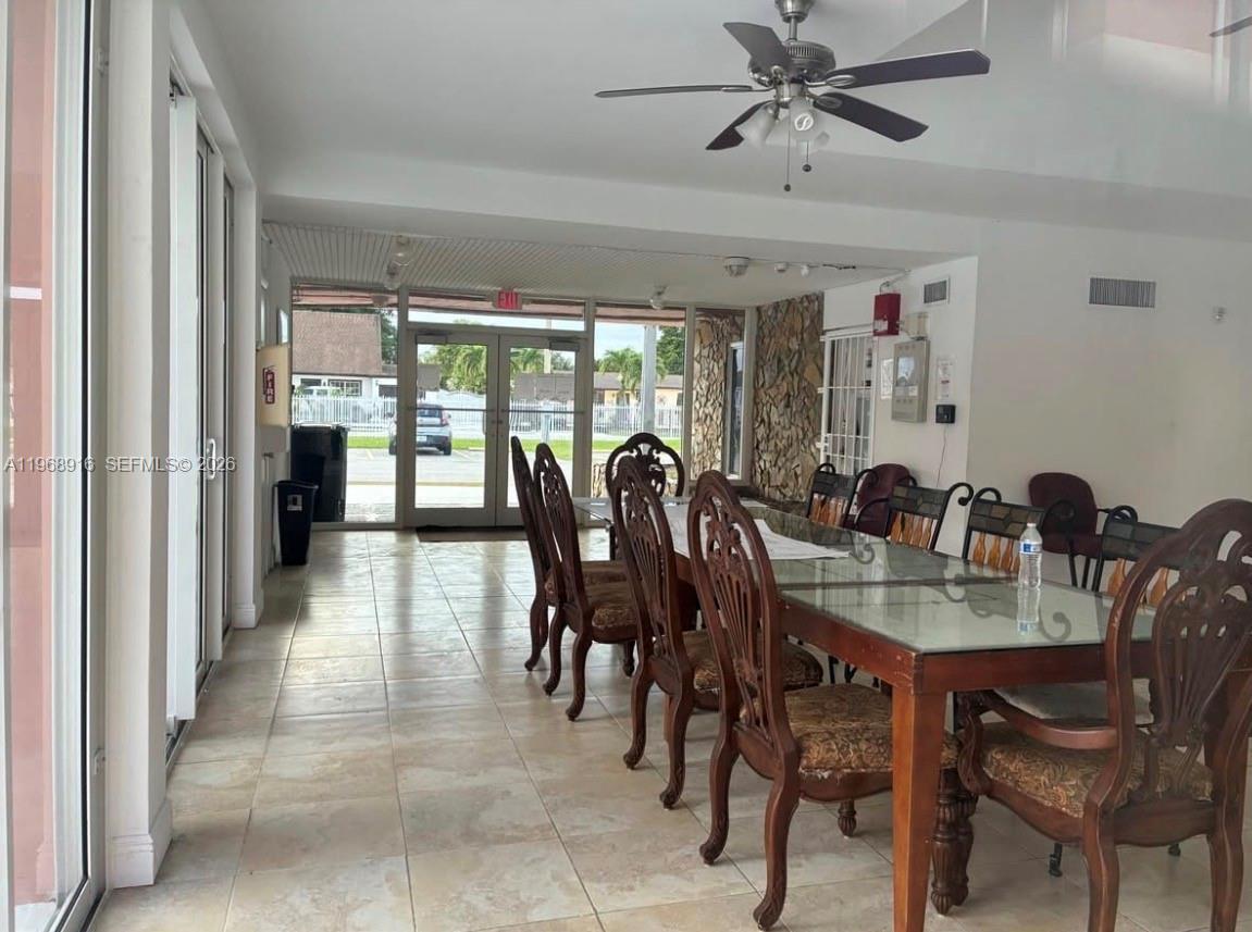 POINT SOUTH CONDO - Residential Lease