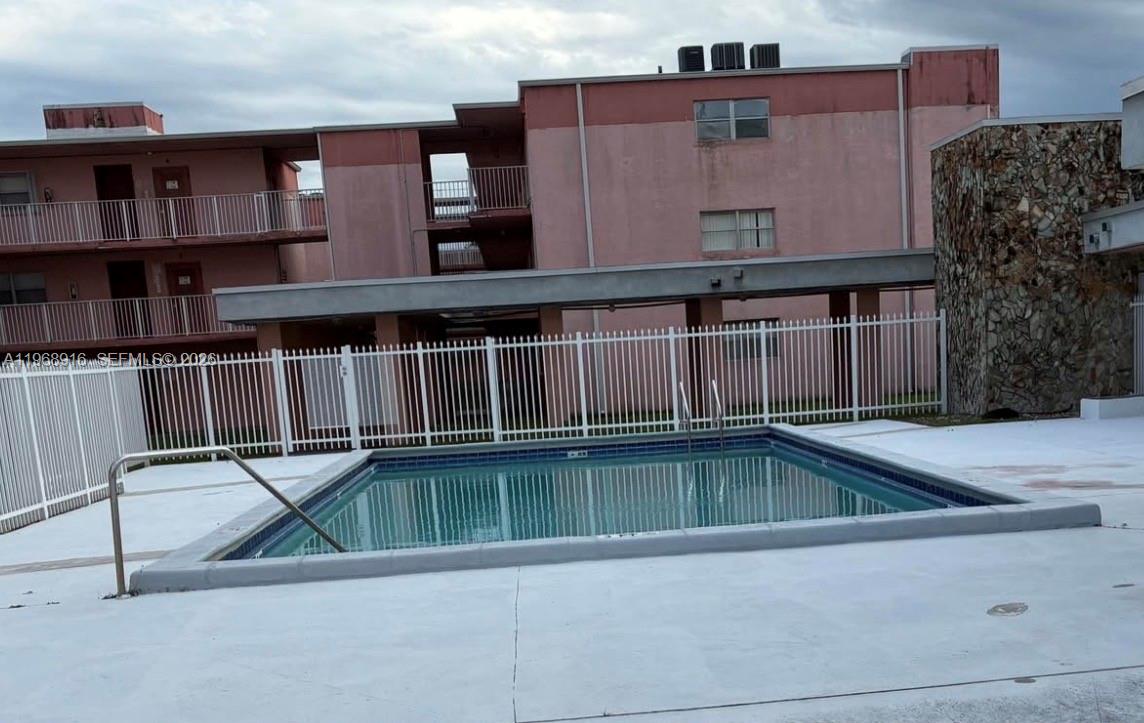 POINT SOUTH CONDO - Residential Lease