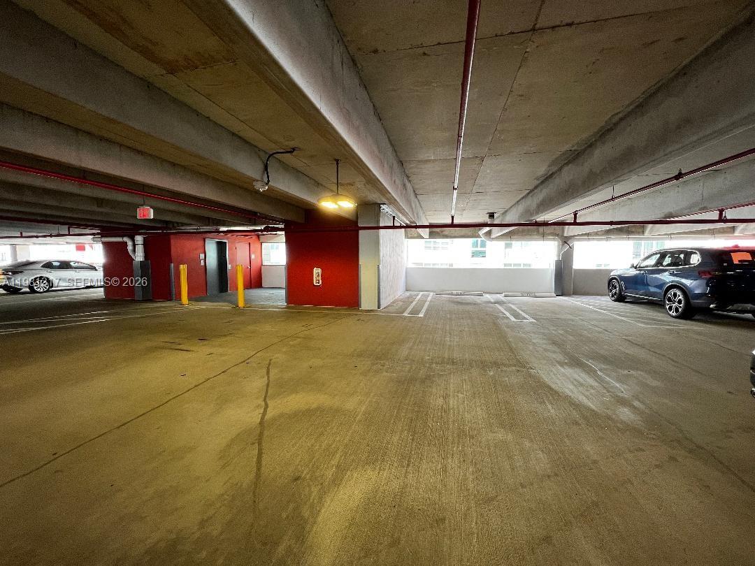 MIDTOWN AT DORAL - Residential Lease