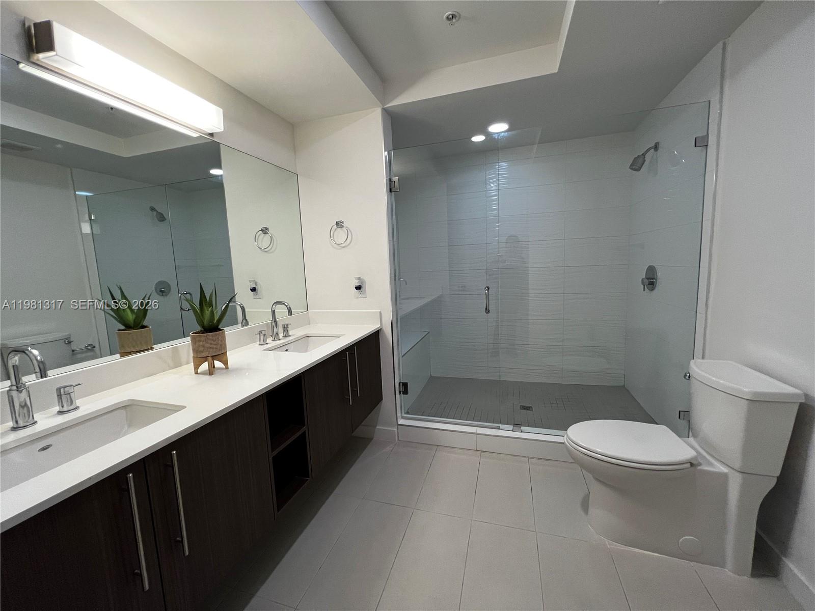 MIDTOWN AT DORAL - Residential Lease