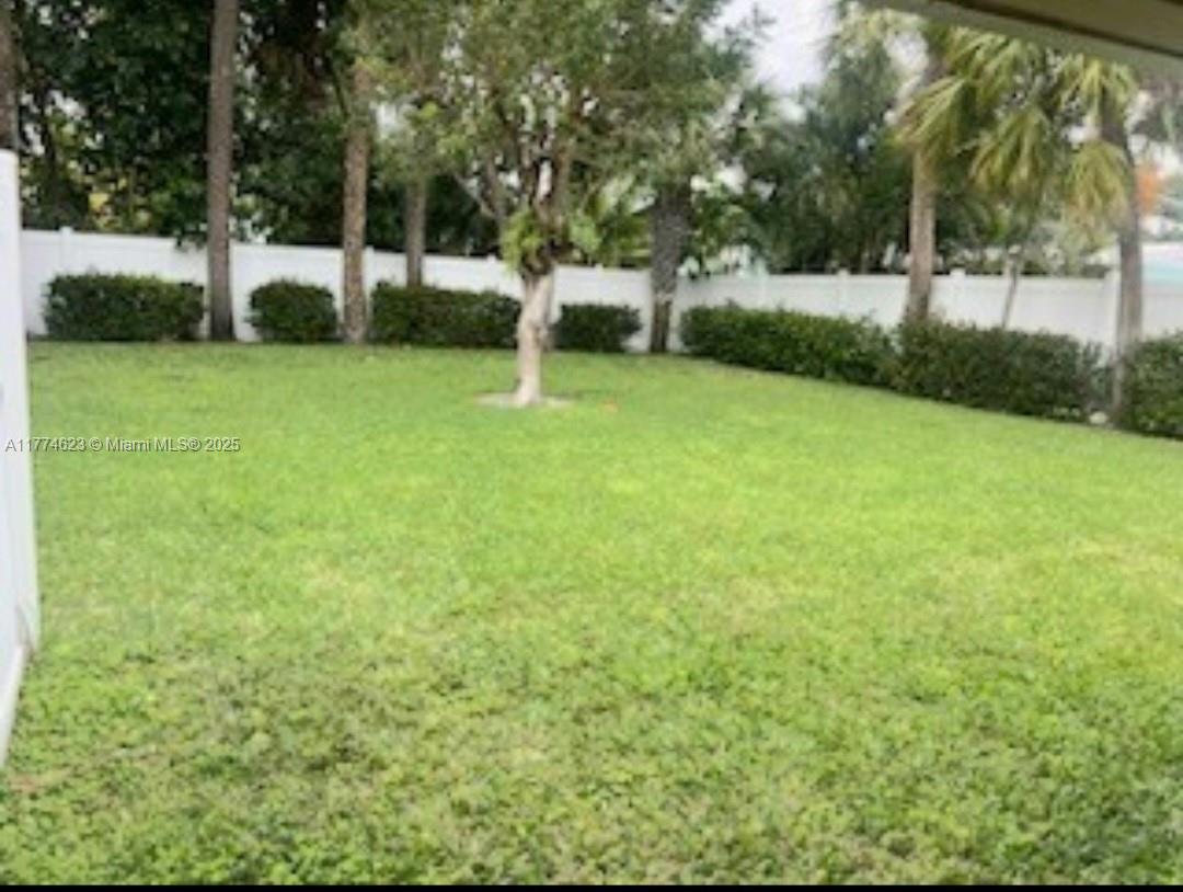 NORTH PALM BEACH VILLAGE - Residential Lease