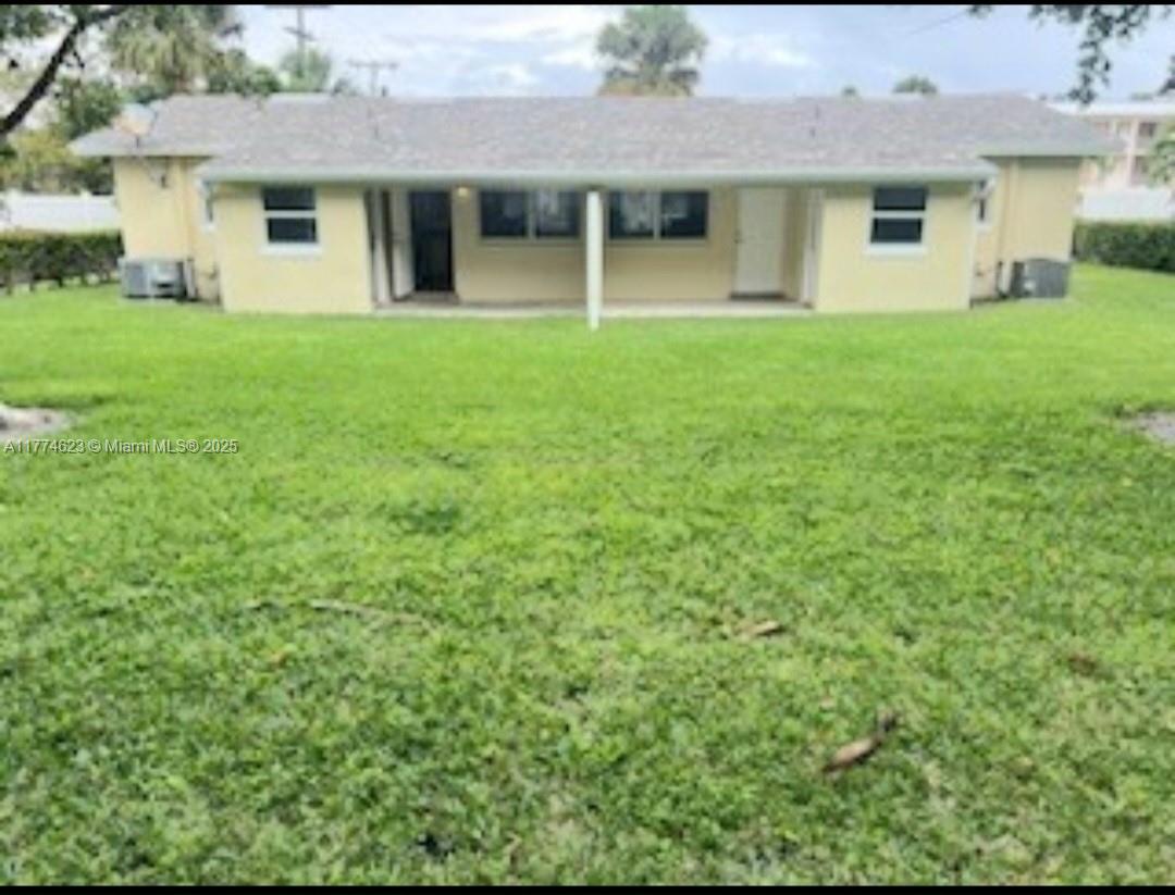 NORTH PALM BEACH VILLAGE - Residential Lease