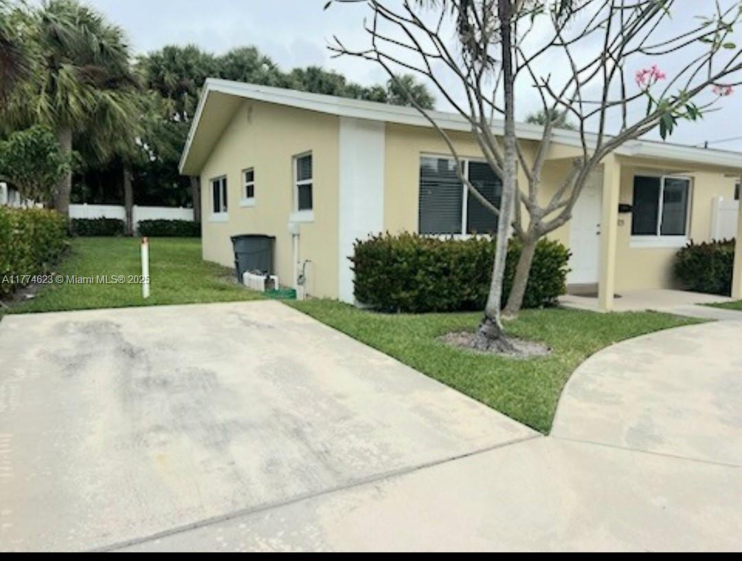 NORTH PALM BEACH VILLAGE - Residential Lease