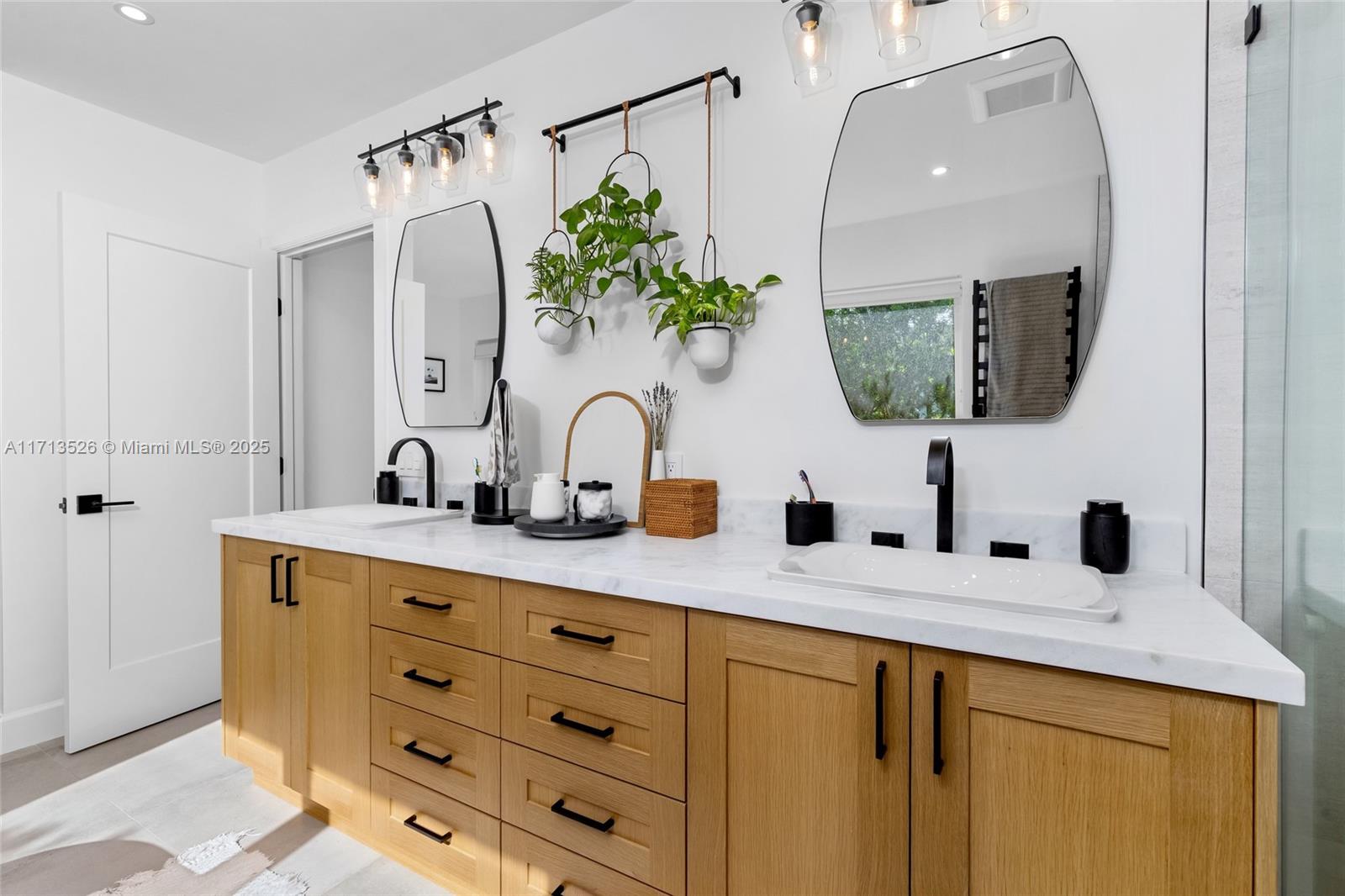 WASHINGTON PLACE - Residential