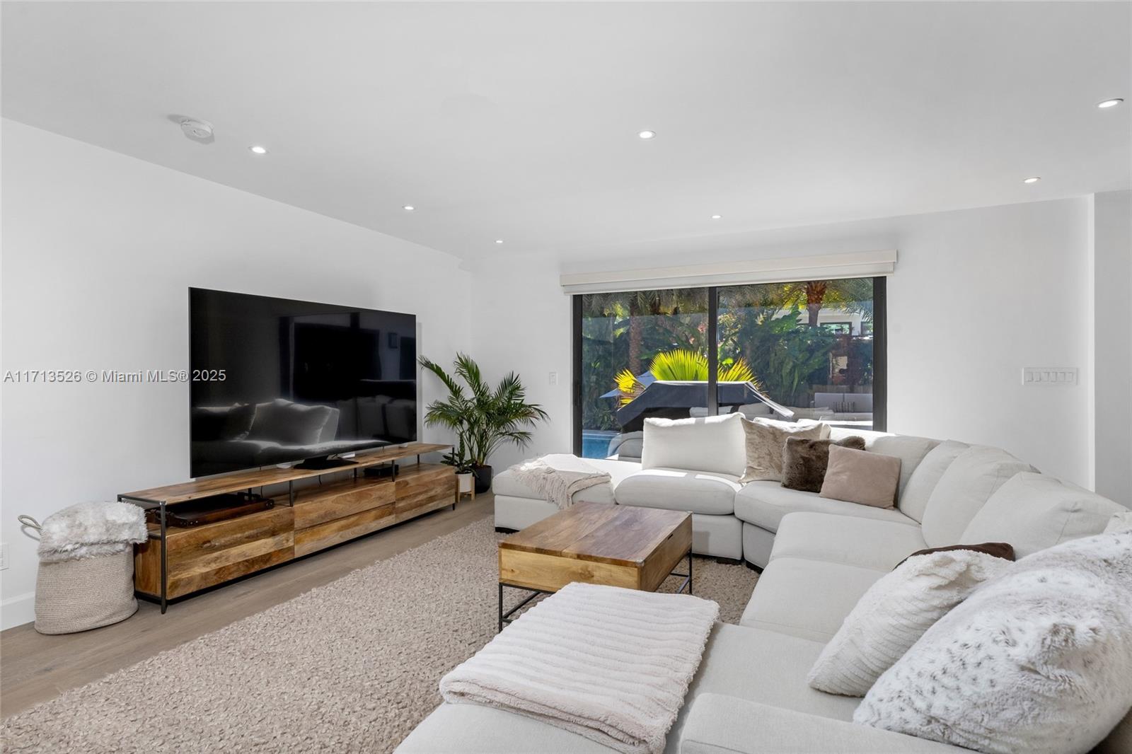 WASHINGTON PLACE - Residential