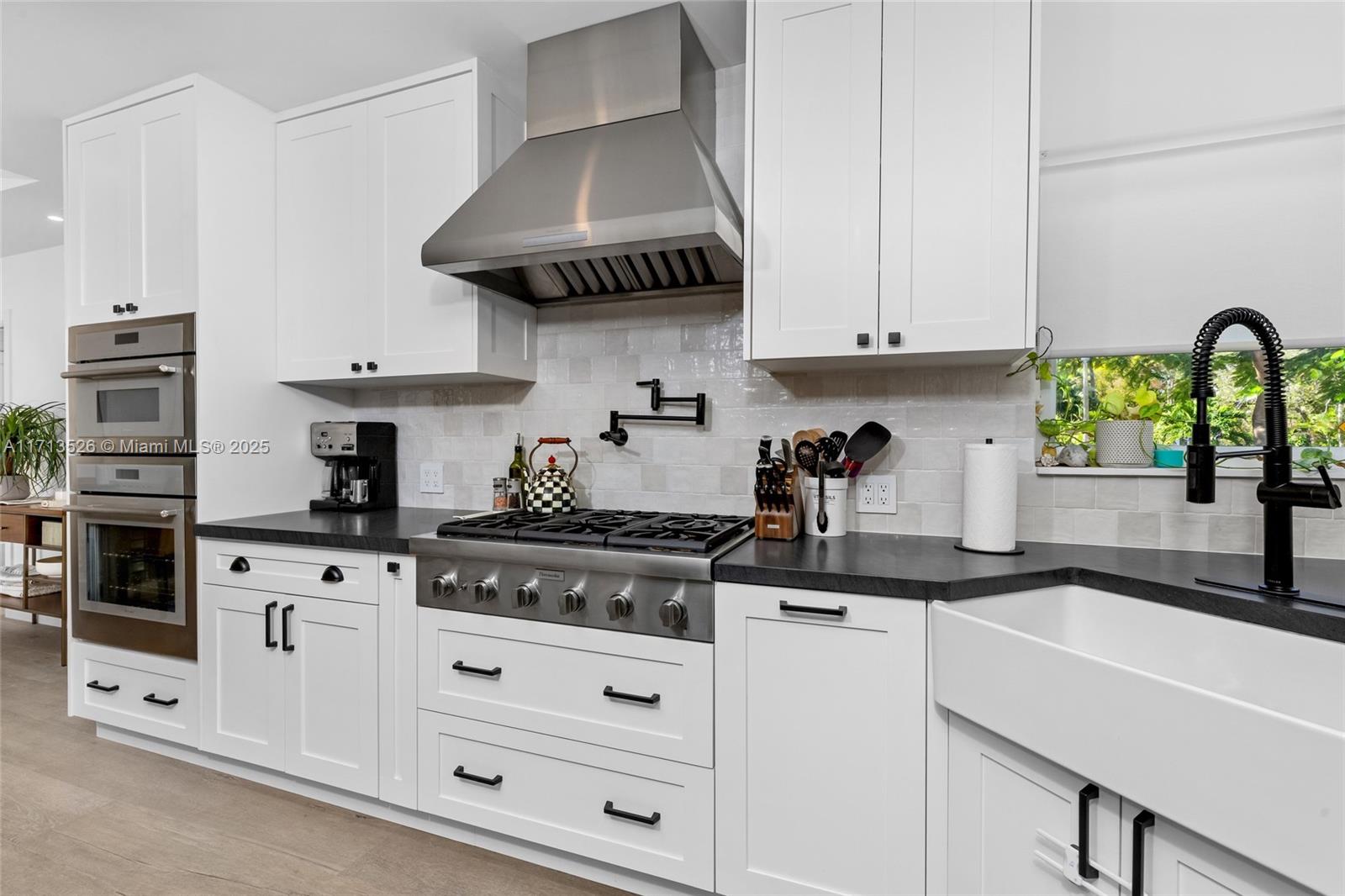 WASHINGTON PLACE - Residential