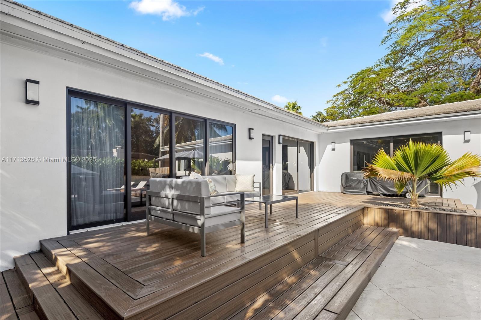 WASHINGTON PLACE - Residential