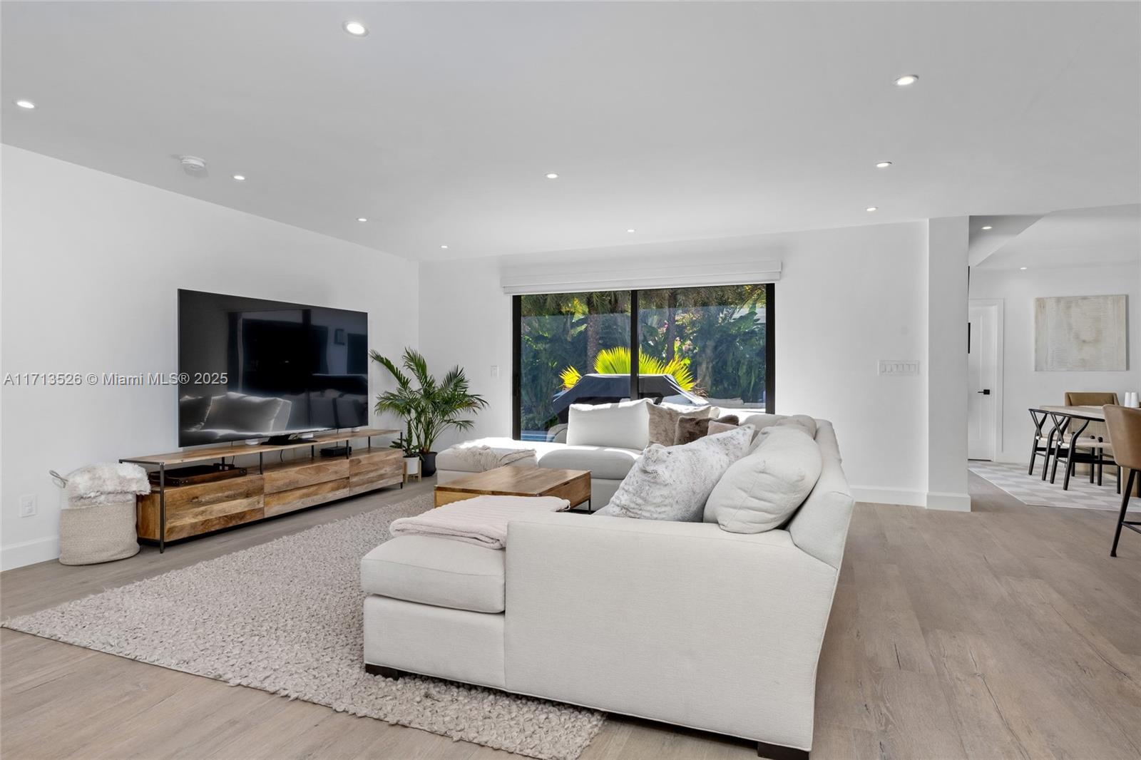 WASHINGTON PLACE - Residential