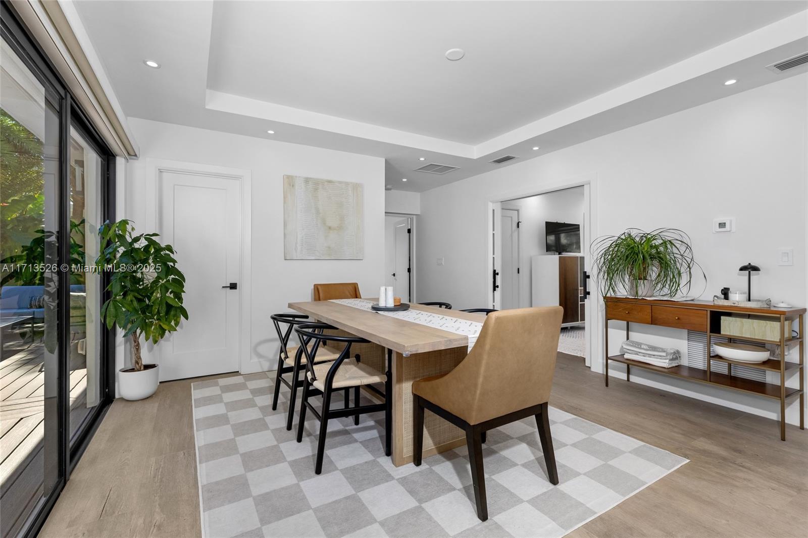 WASHINGTON PLACE - Residential