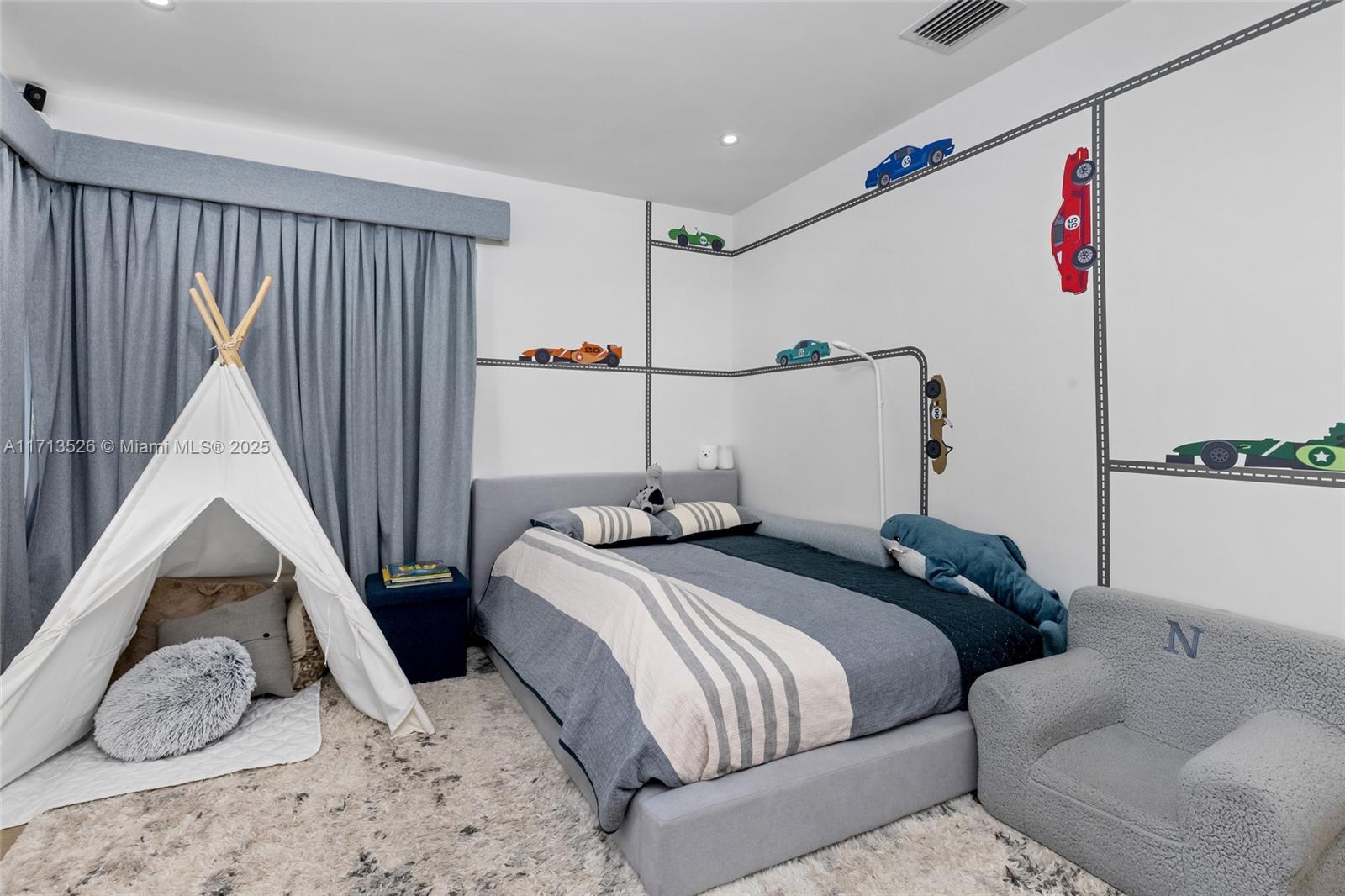 WASHINGTON PLACE - Residential