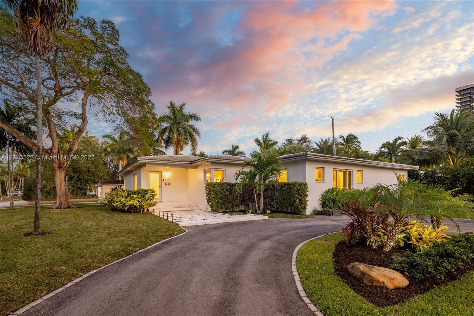 WASHINGTON PLACE - Residential