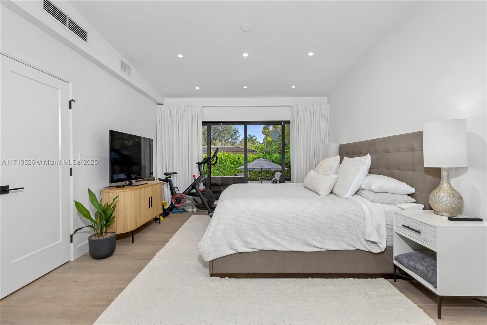 WASHINGTON PLACE - Residential