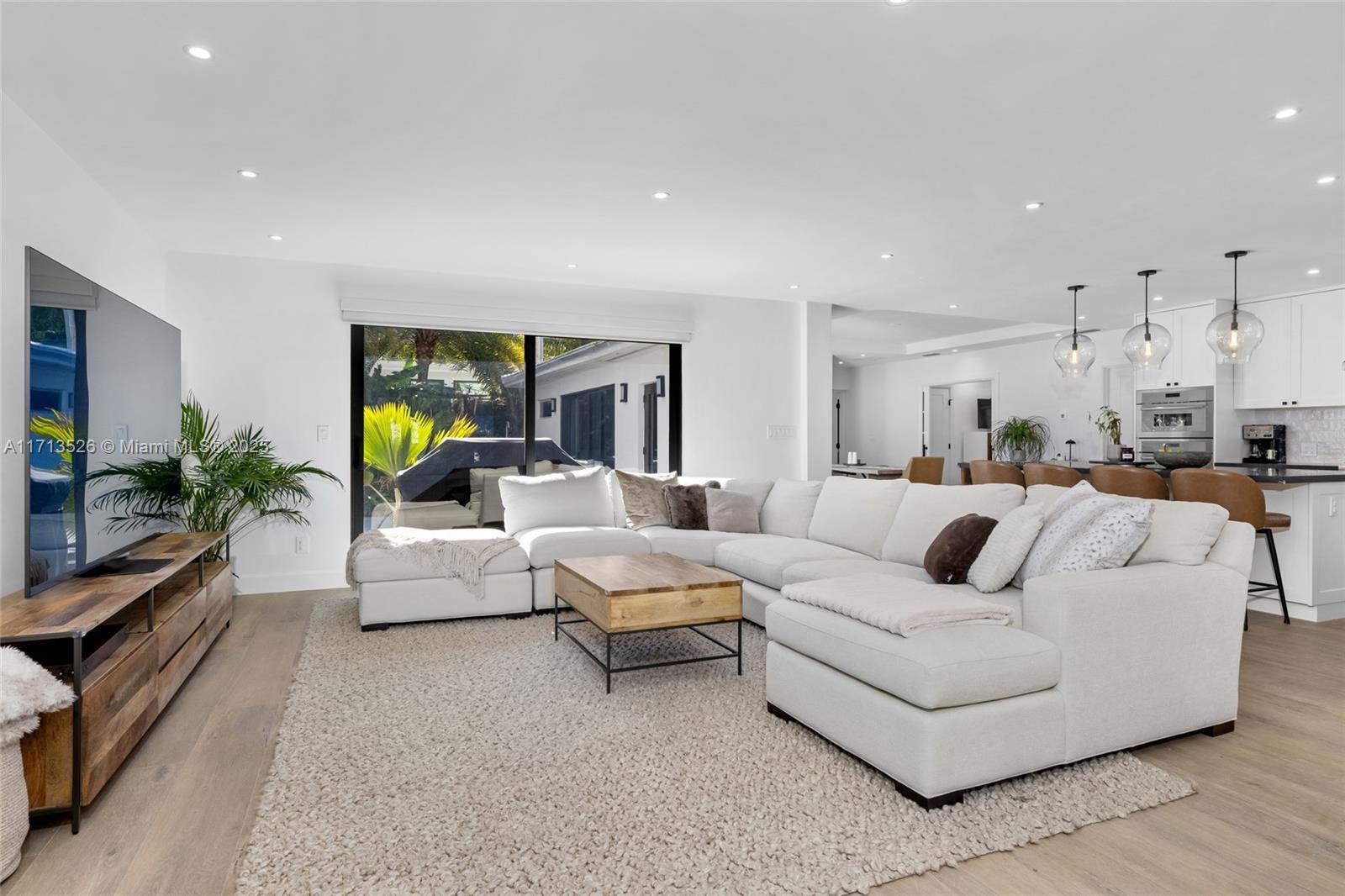 WASHINGTON PLACE - Residential