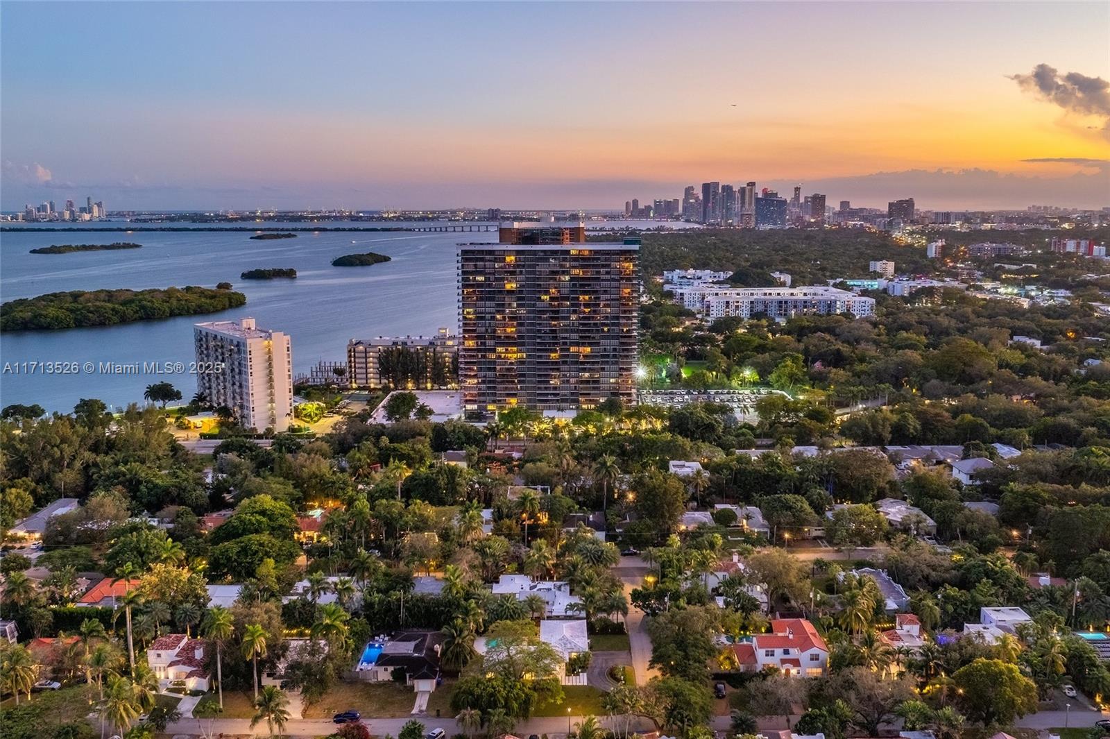 WASHINGTON PLACE - Residential