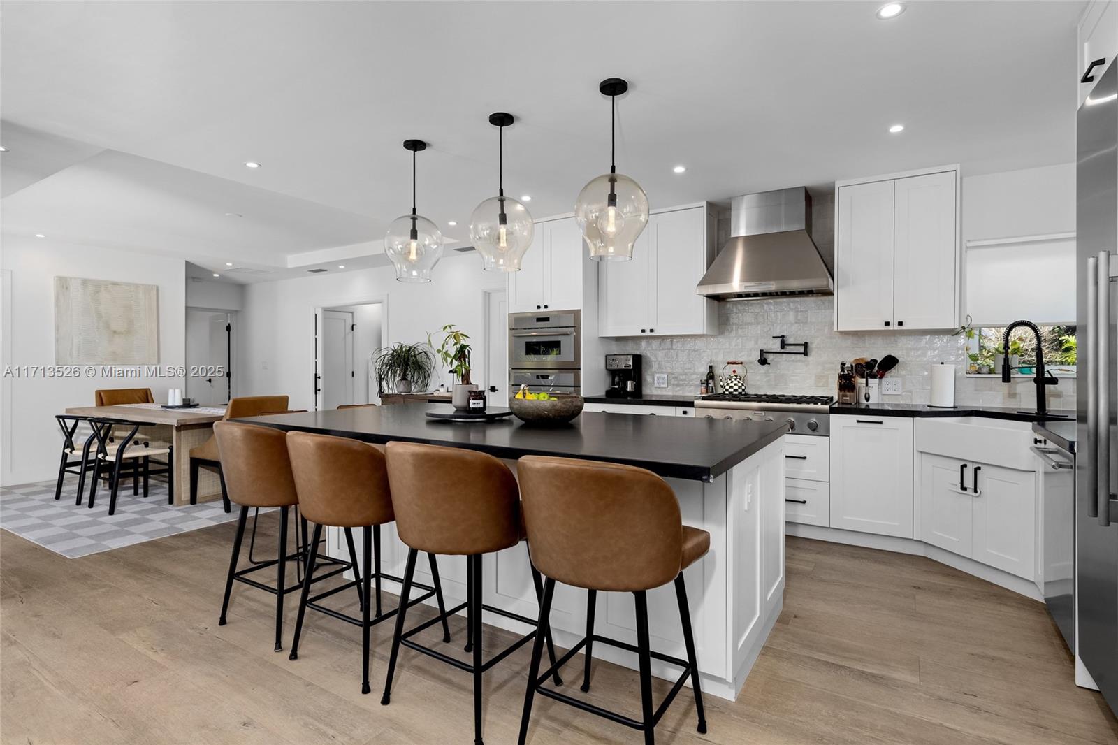 WASHINGTON PLACE - Residential