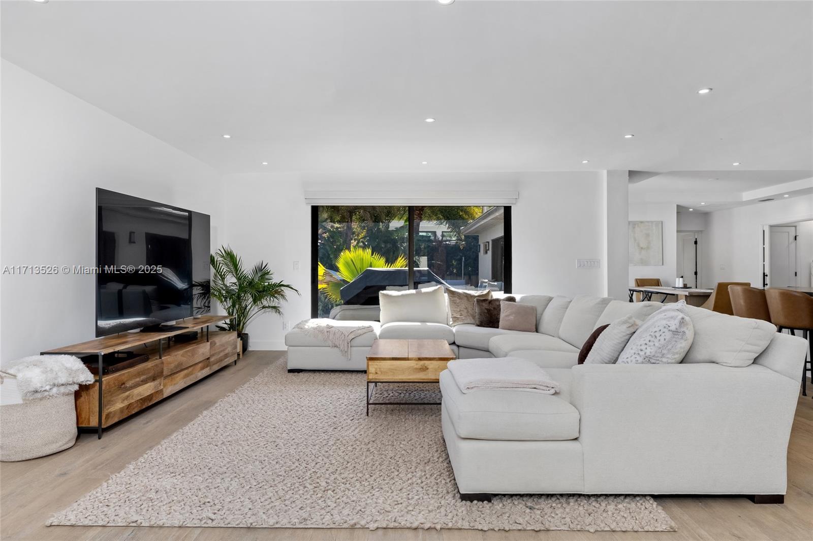 WASHINGTON PLACE - Residential