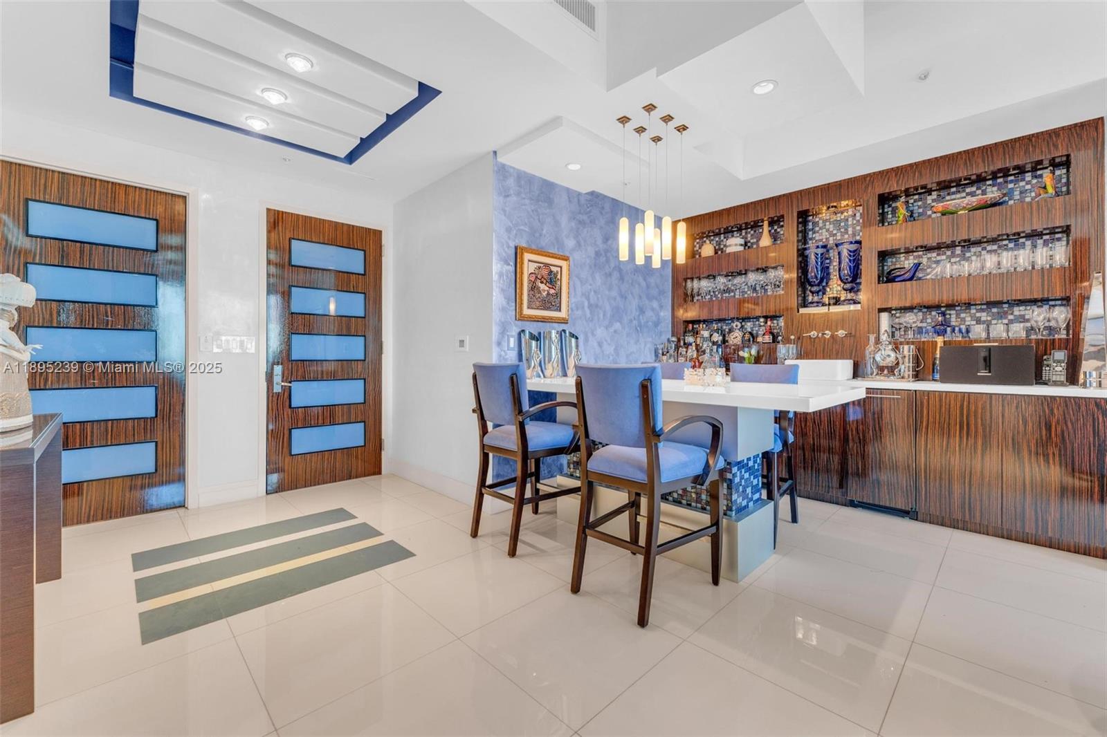 50 S Pointe Dr 705