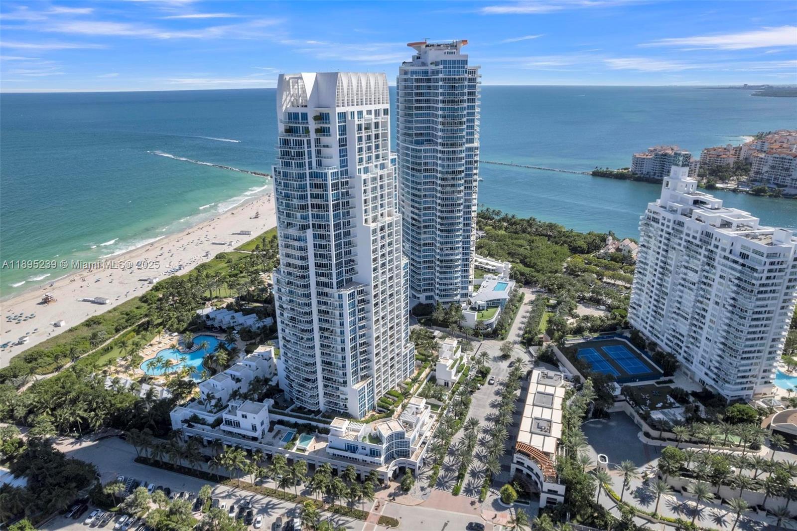 CONTINUUM ON SOUTH BEACH - Residential