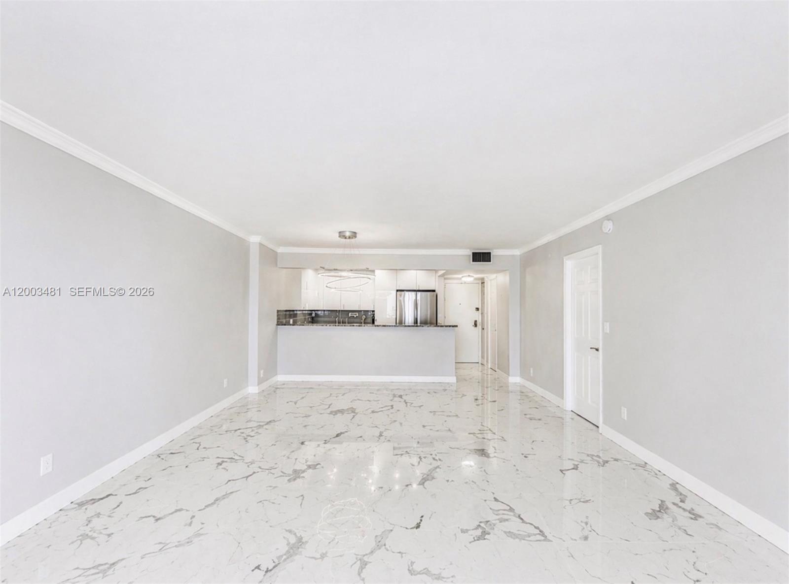 HALLMARK OF HOLLYWOOD CON - Residential