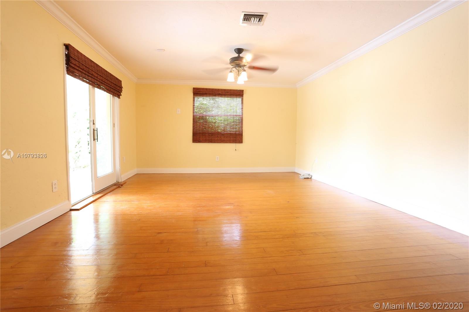 REDLANDS - Residential