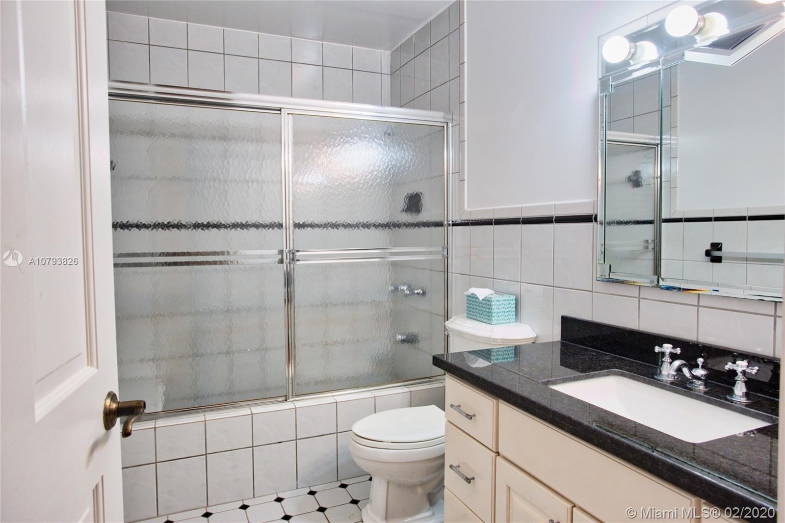 REDLANDS - Residential