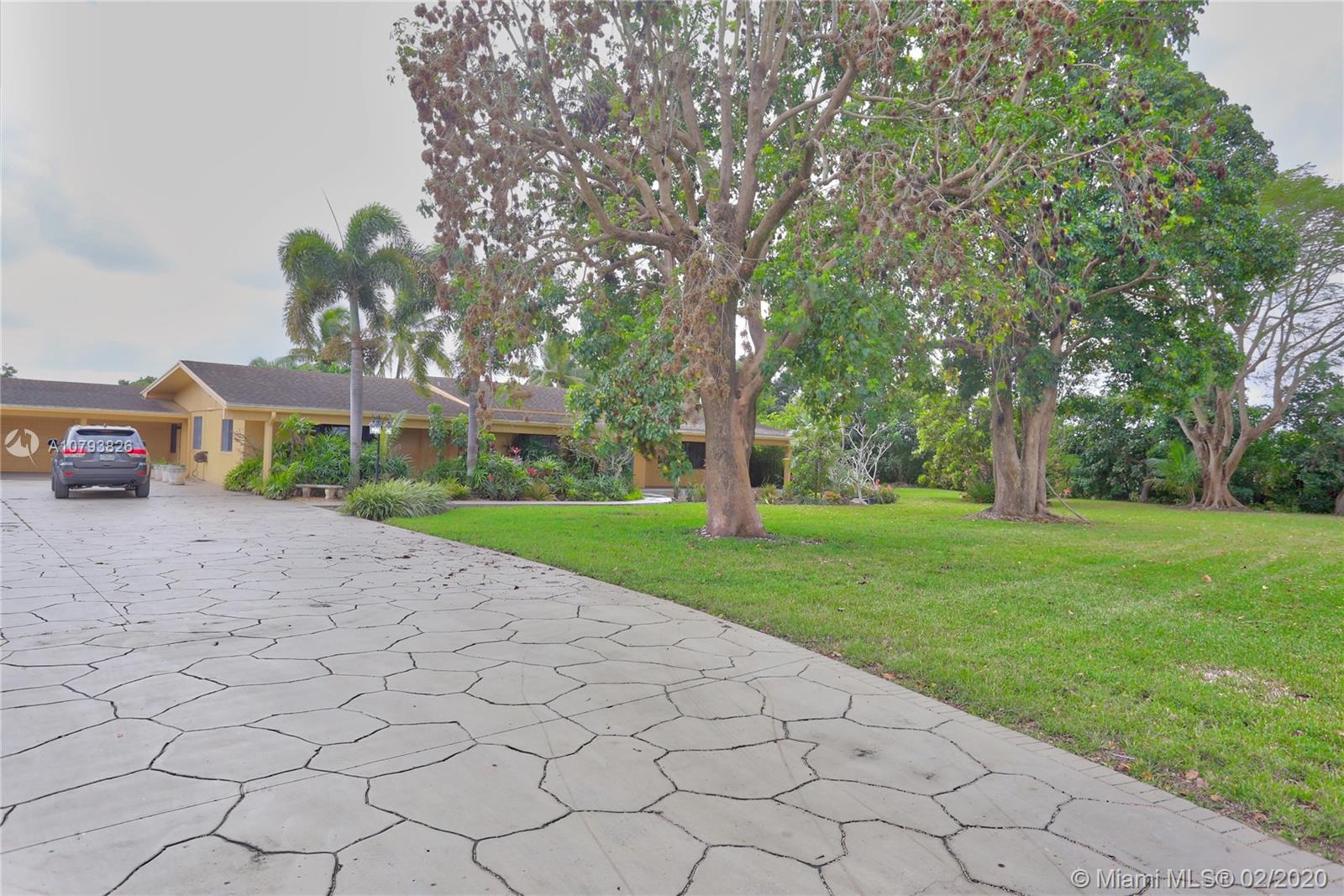 REDLANDS - Residential