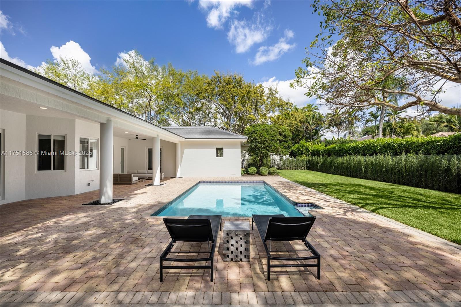 KILLIAN GROVE ESTATES - Residential