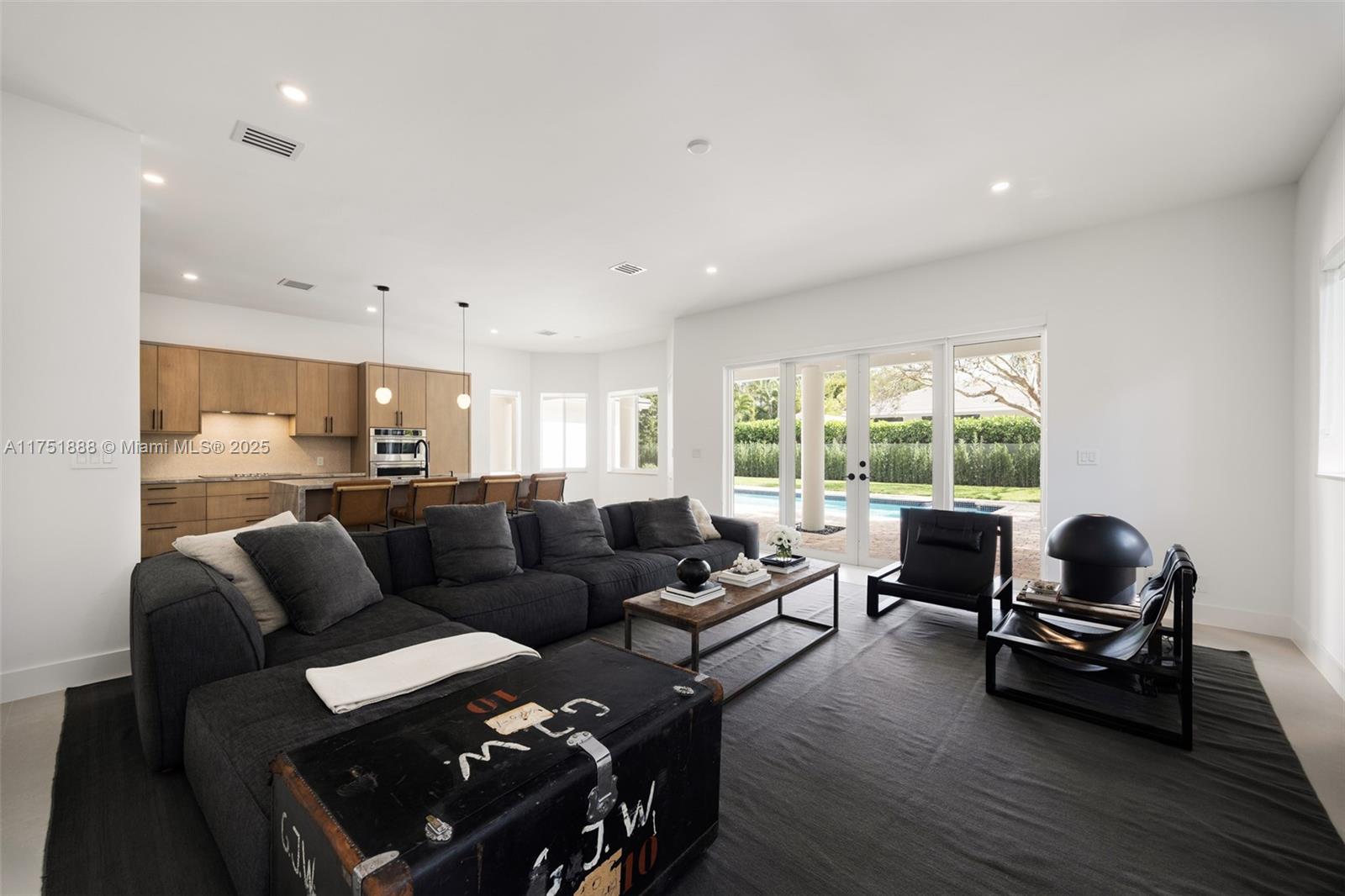 KILLIAN GROVE ESTATES - Residential