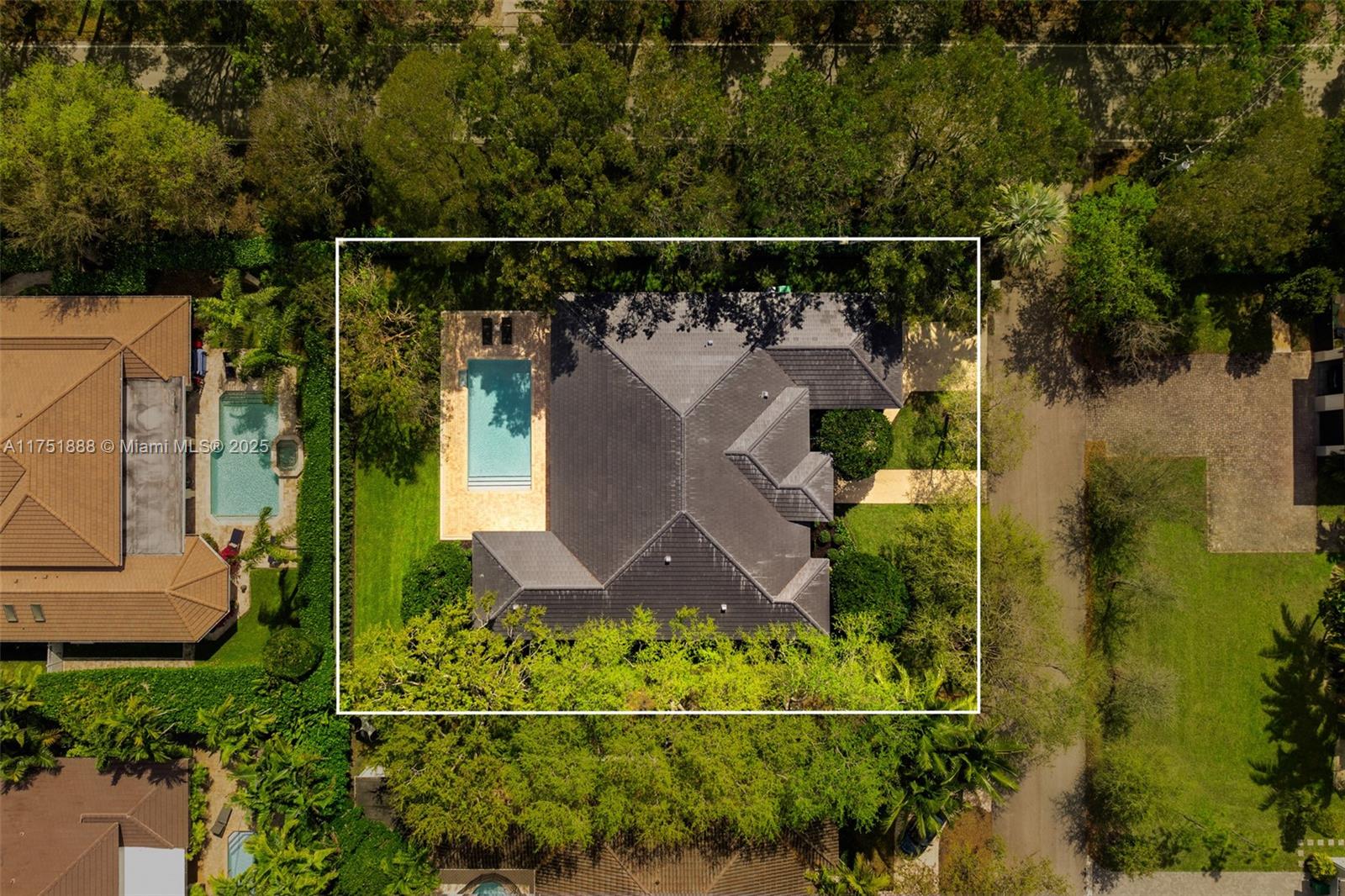 KILLIAN GROVE ESTATES - Residential