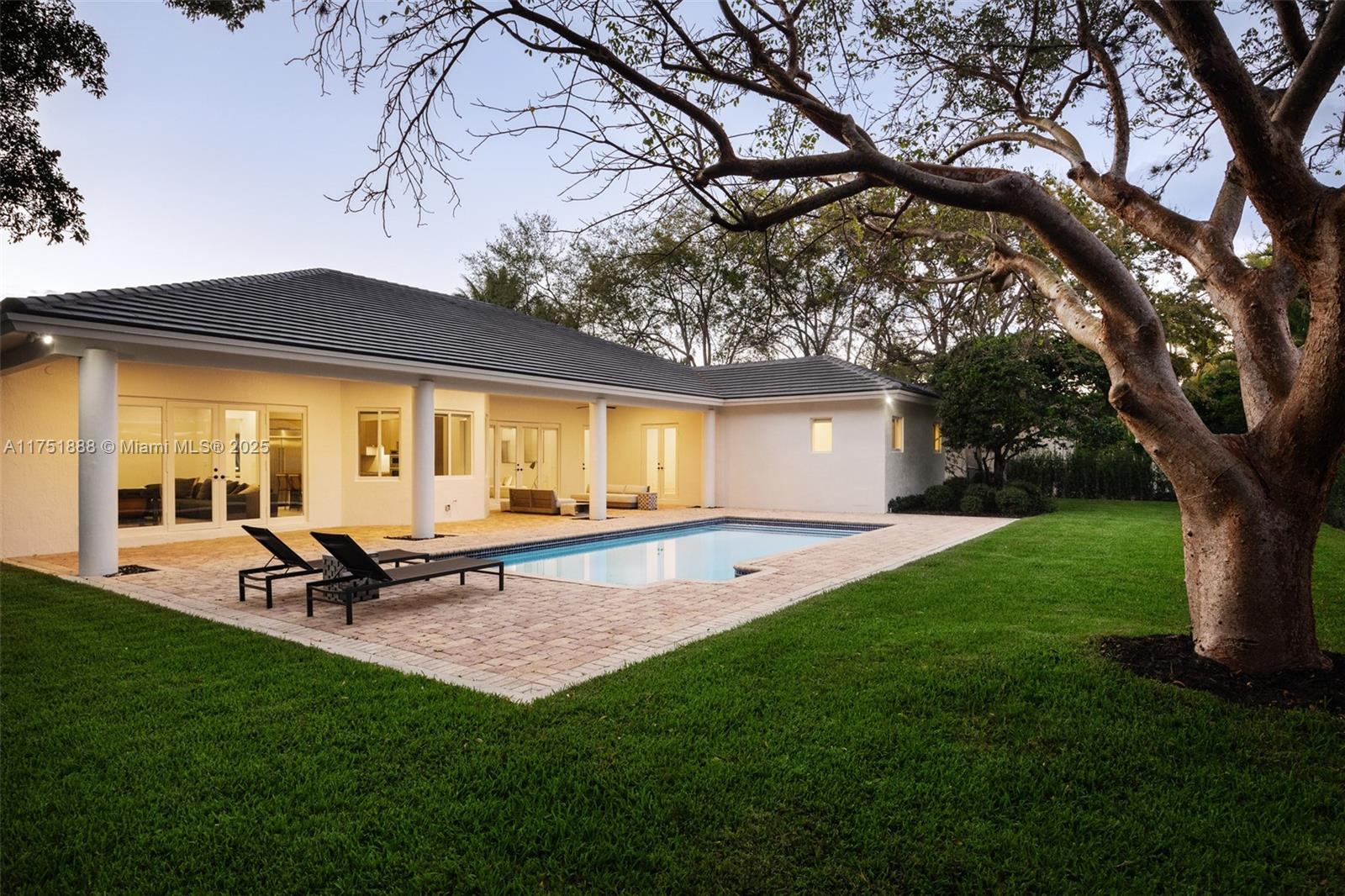 KILLIAN GROVE ESTATES - Residential