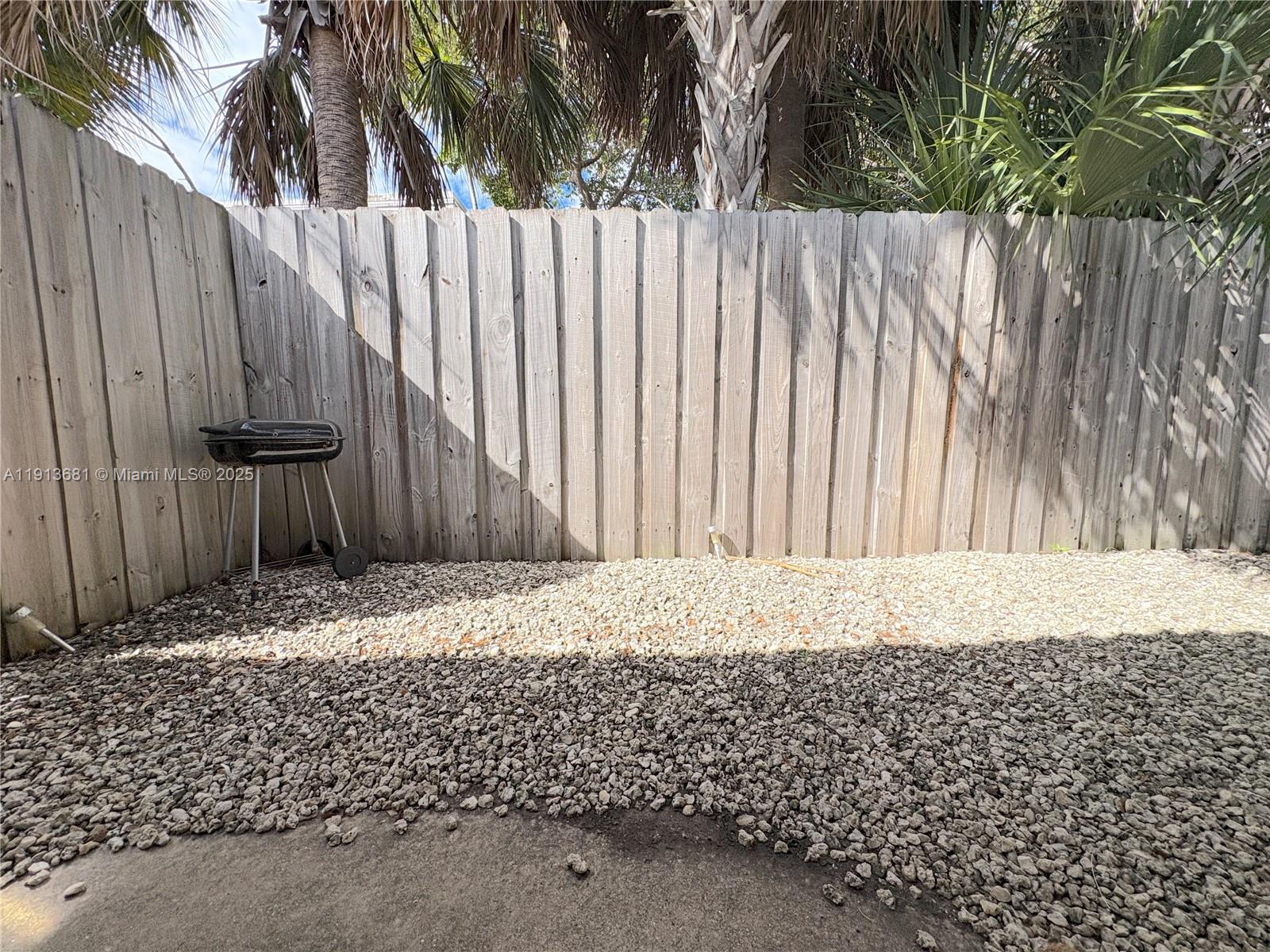 CORAL RIDGE GALT ADD NO 1 - Residential Lease