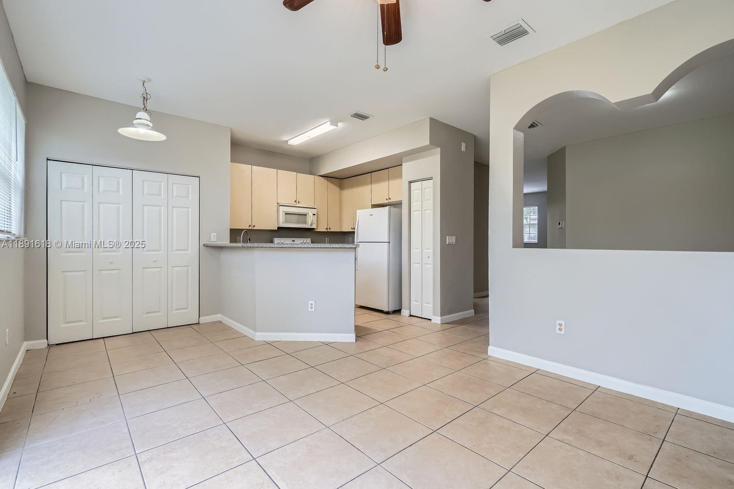 PORTOFINO VILLAS WEST - Residential