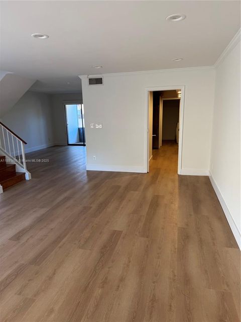 4866 Sheridan St 4 Hollywood FL 33021