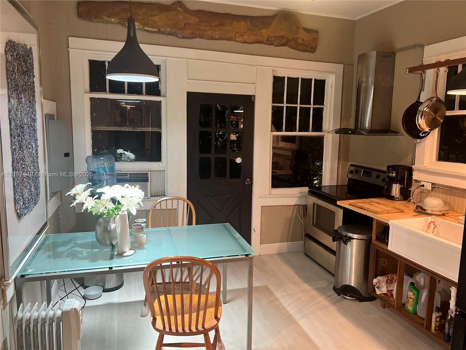 CORAL GABLES RIVIERA SEC - Residential