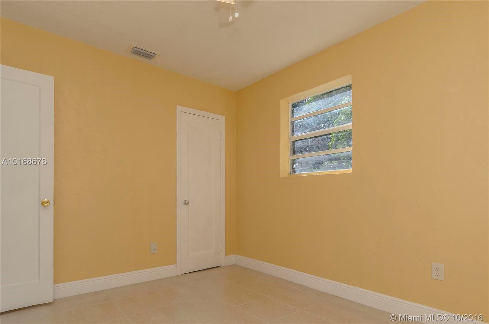 Randall Park 1st Add - Residential