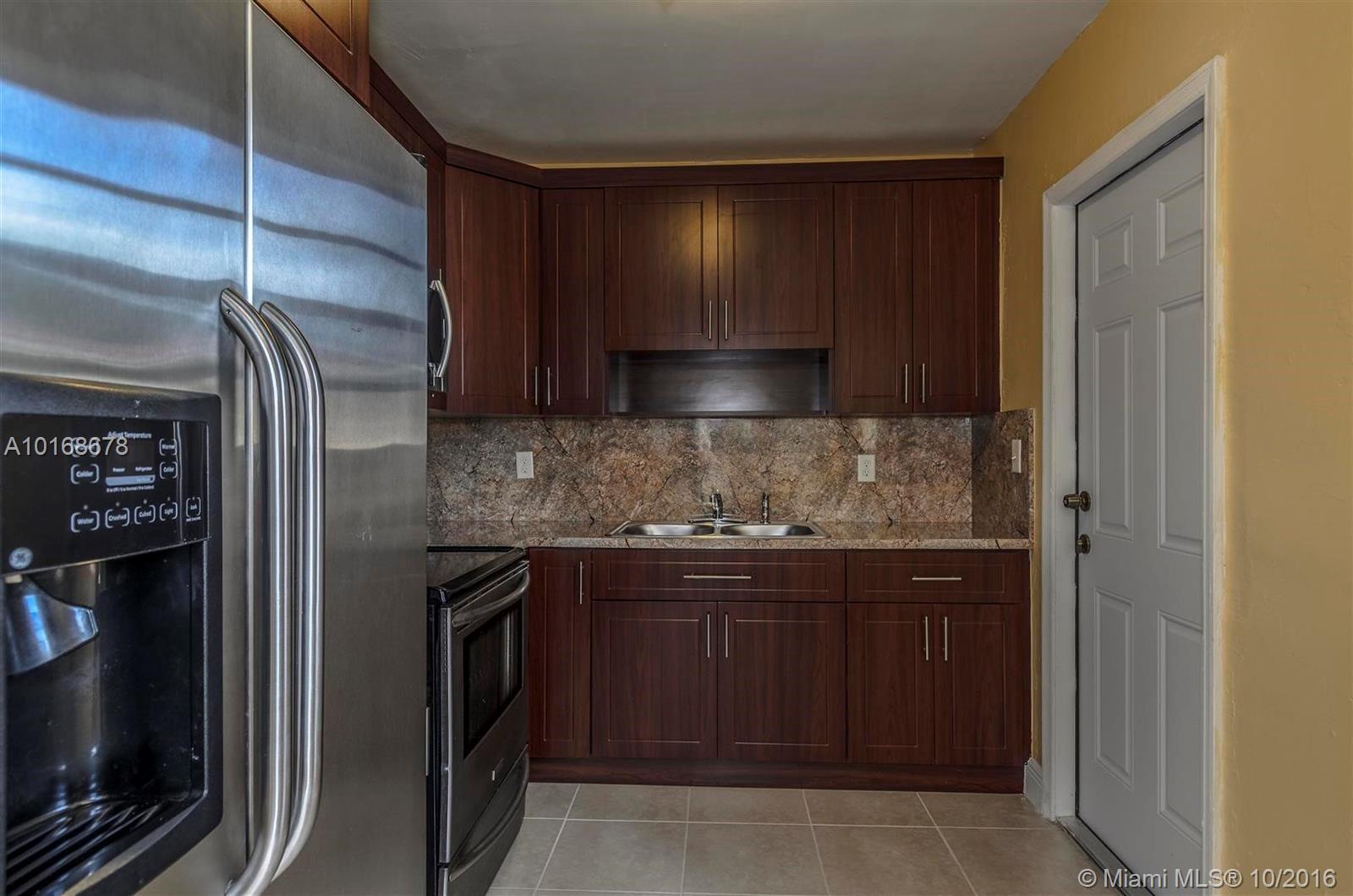 Randall Park 1st Add - Residential