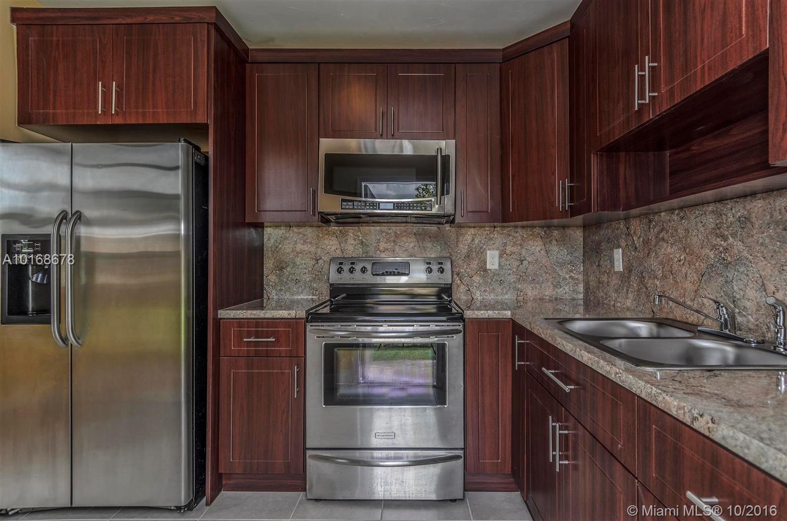 Randall Park 1st Add - Residential