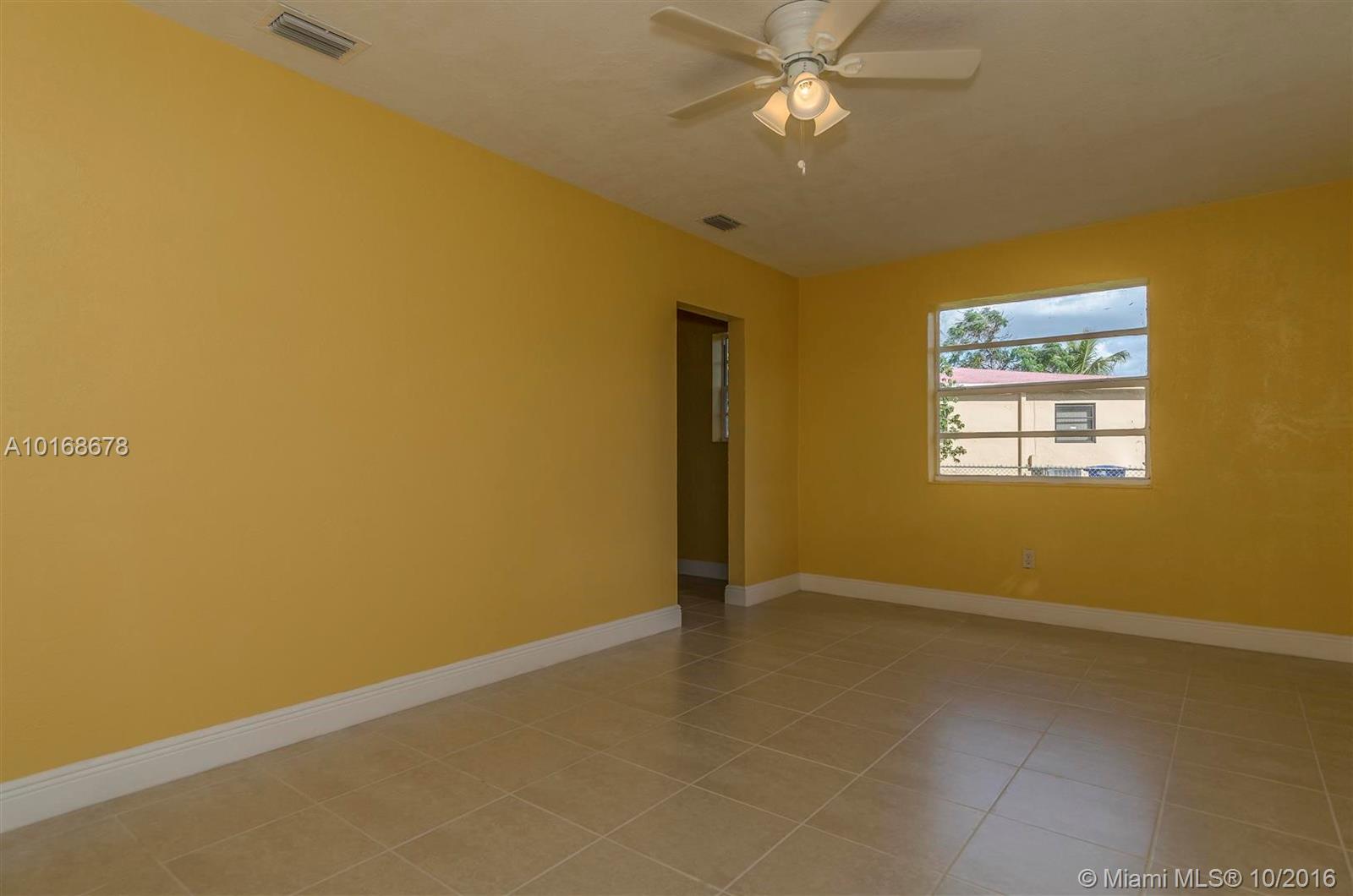 Randall Park 1st Add - Residential