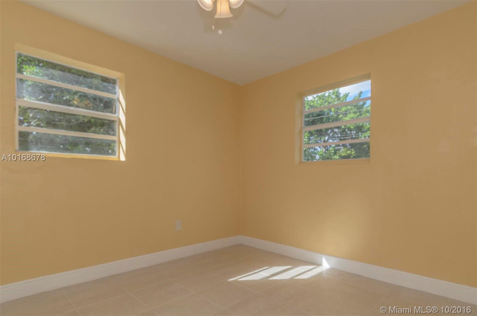 Randall Park 1st Add - Residential