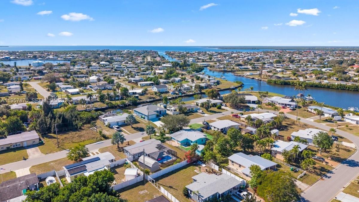 PORT CHARLOTTE - Residential