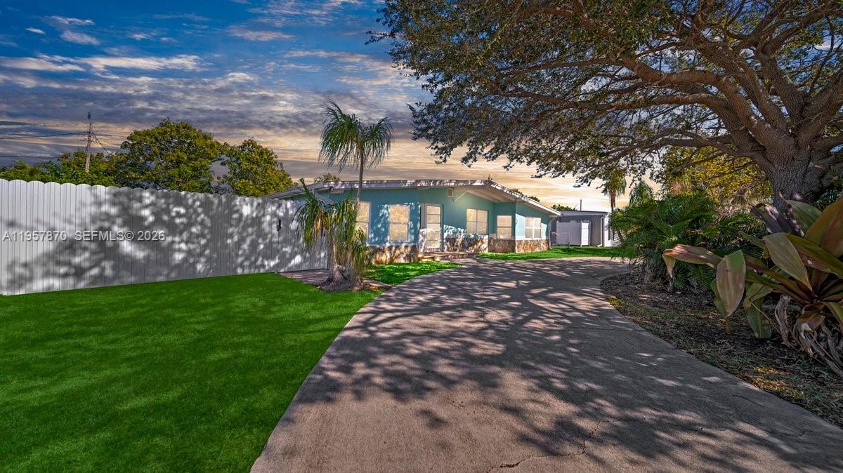 PORT CHARLOTTE - Residential