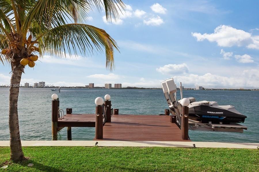 BISCAYNE POINT - Residential Lease