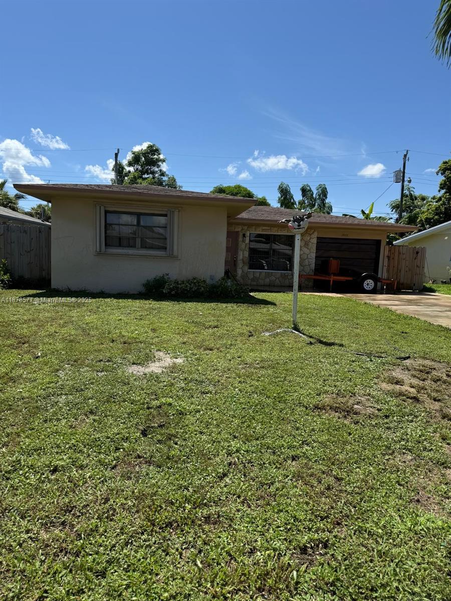 544 NW 11 AVE