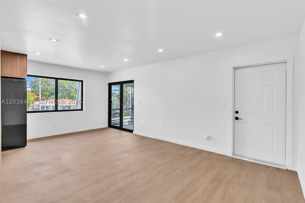 Photo of 1924 NE 26th St #4, Wilton Manors, FL 33305 (MLS # A12038437)